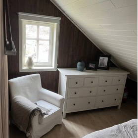 Screenshot 2025-03-07 at 09-30-28 Accommodation photos Norway retreat with Marnie - Google Slides